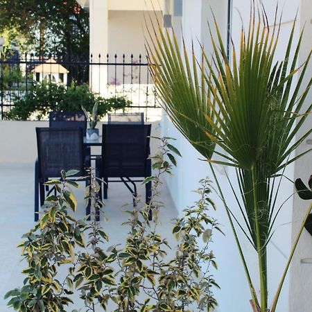 Appartamento Saan Luxury Living Nea Kallikrateia Esterno foto