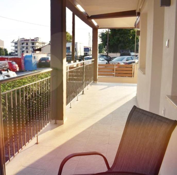 Appartamento Saan Luxury Living Nea Kallikrateia Esterno foto